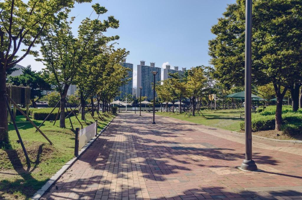 Ambassador Busan Haeundae Exterior foto
