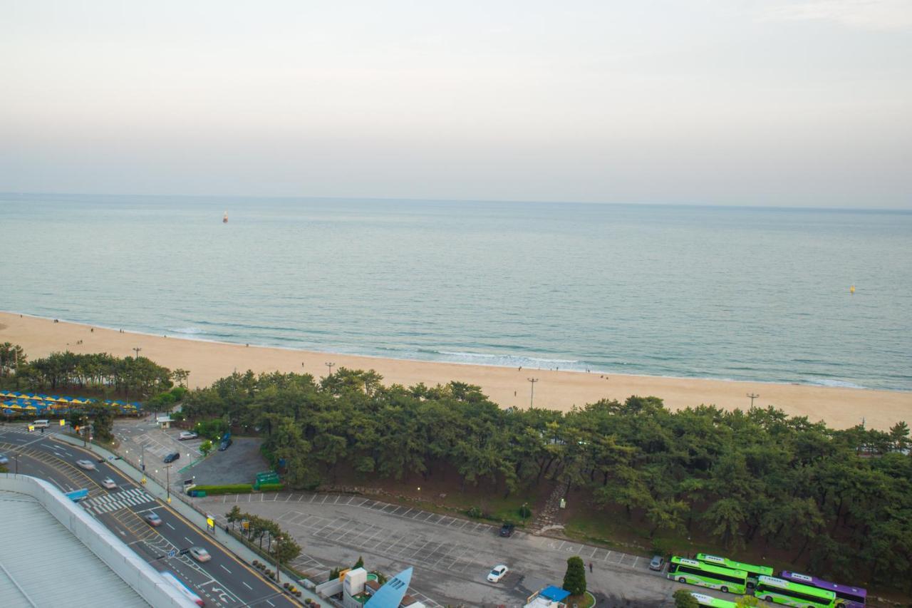 Ambassador Busan Haeundae Exterior foto